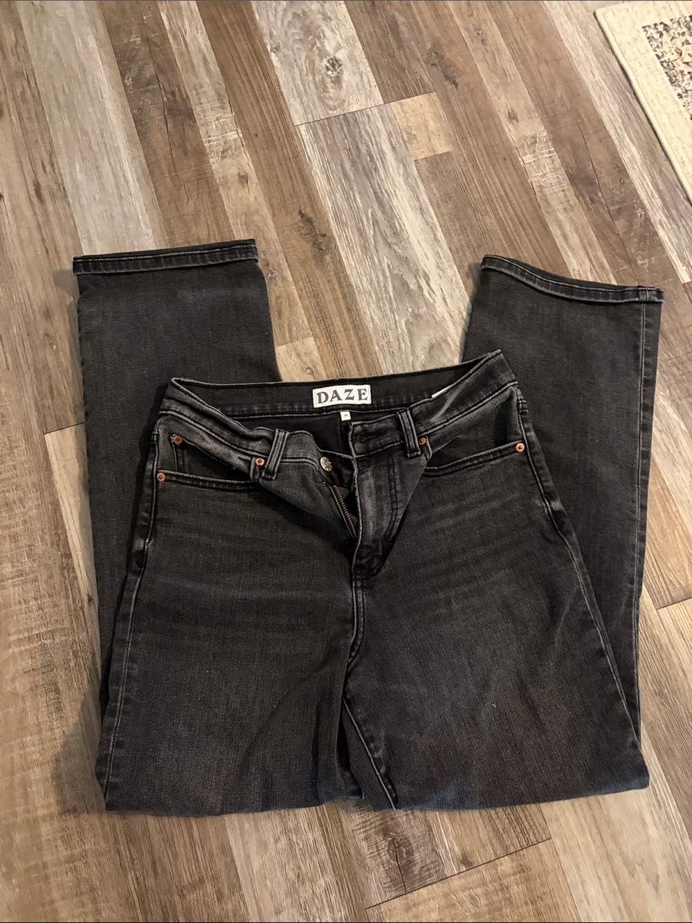 DAZE Black Straight-Leg Women's Jeans